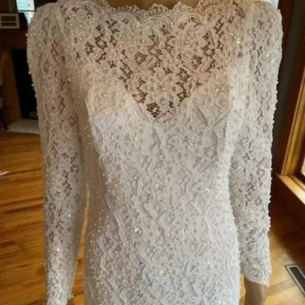 *Alfred Angelo White Lace Long Sleeve Sheath Wedding Gown Bridal Dress Size 4 6